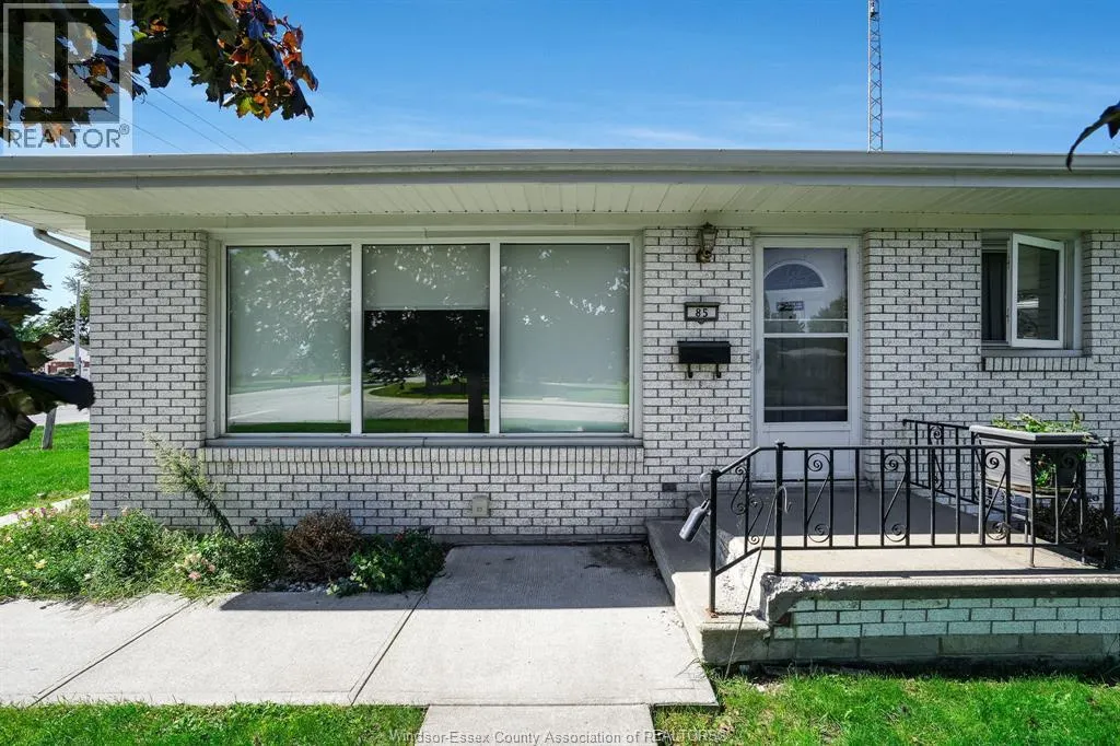 85 Lutsch AVENUE