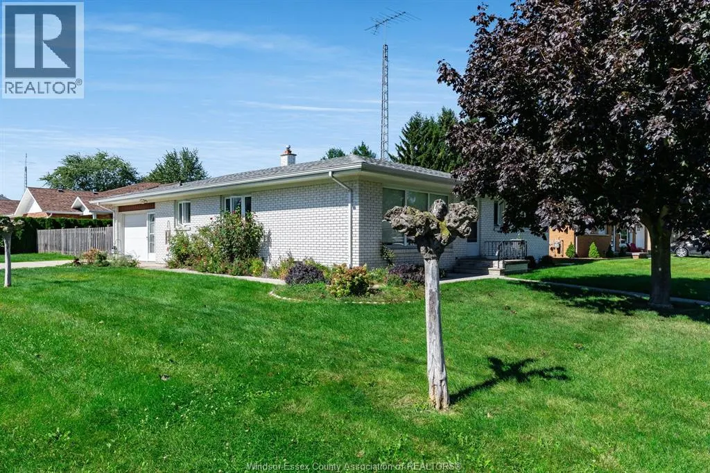 85 Lutsch AVENUE