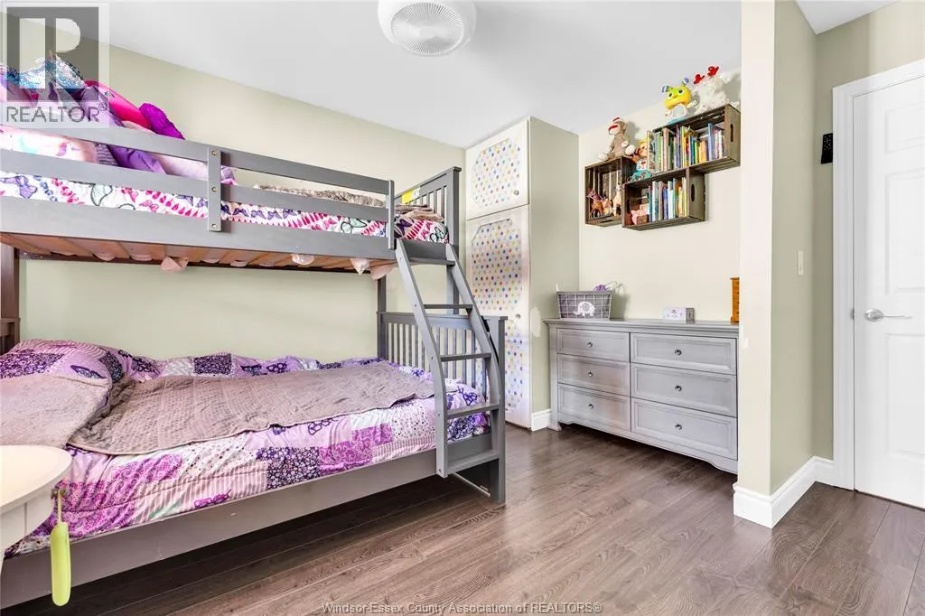 458 DESJARDINS CRESCENT