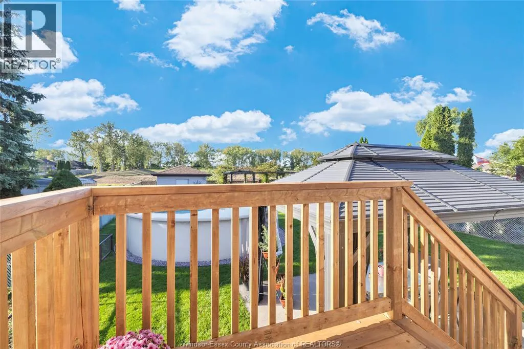458 DESJARDINS CRESCENT
