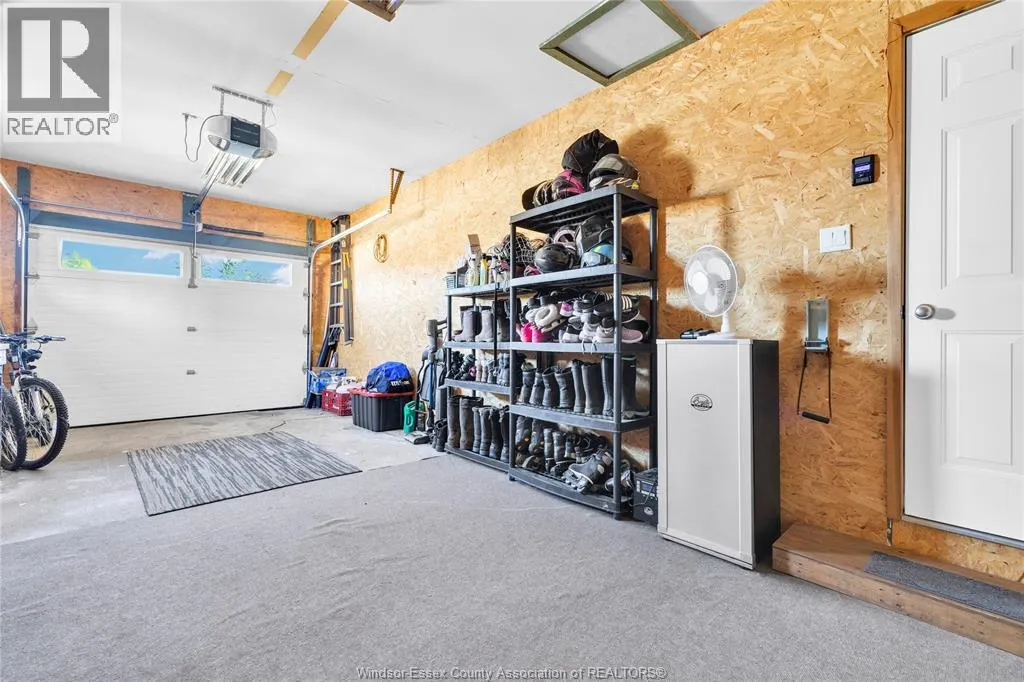 458 DESJARDINS CRESCENT