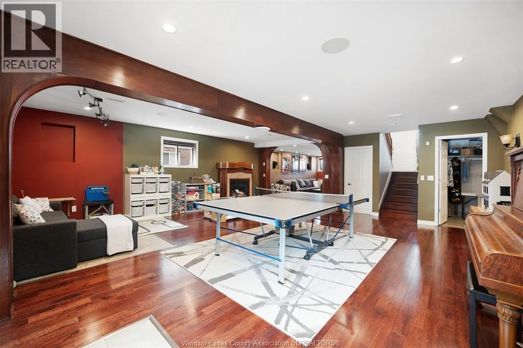 1131 KING LOUIS