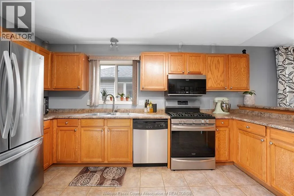 1131 KING LOUIS