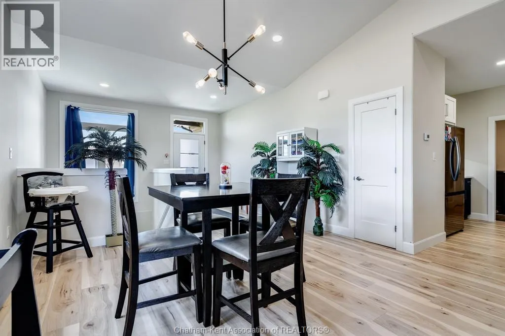 304 Horizon LANE