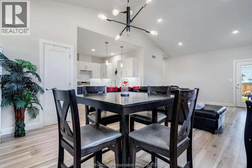 304 Horizon LANE