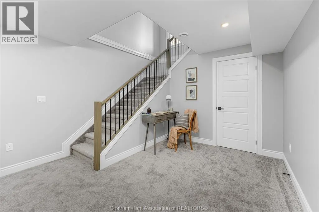224 Worthington COURT