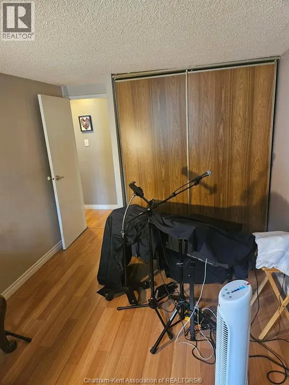 925 Grand AVENUE West Unit# 108