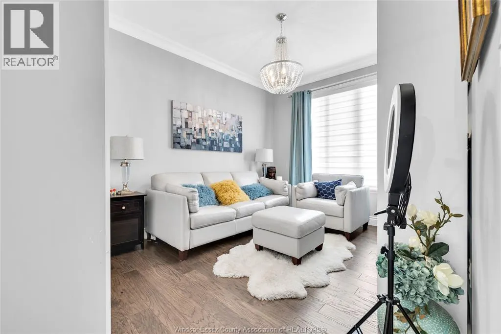388 BRUNMAR CRESCENT