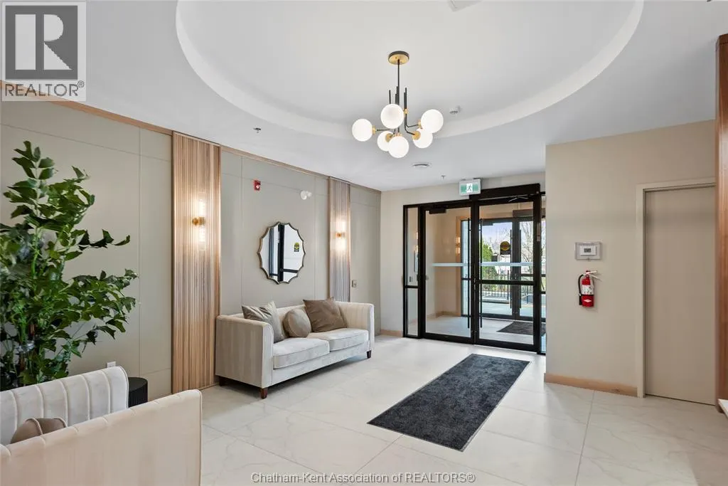 364 Grand AVENUE East Unit# 512