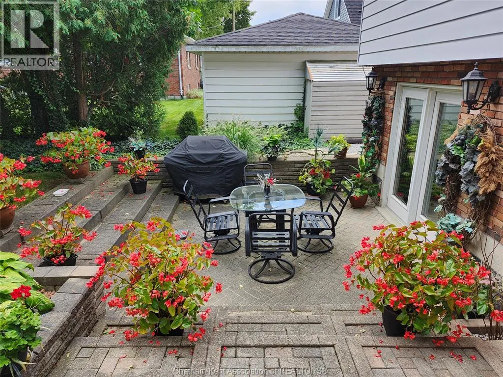 28 Jackson DRIVE