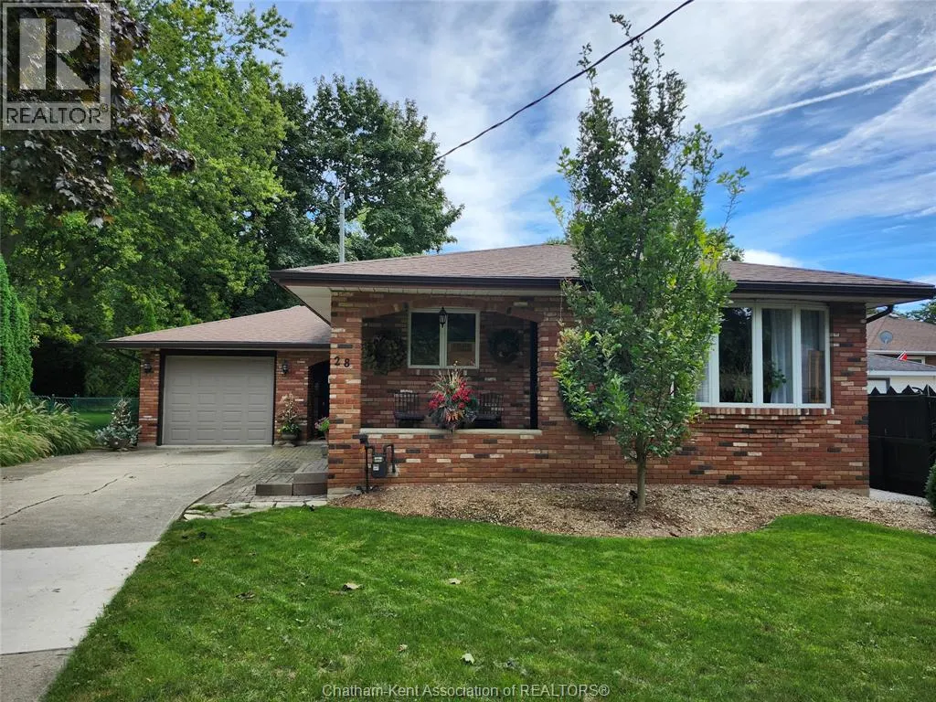 28 Jackson DRIVE