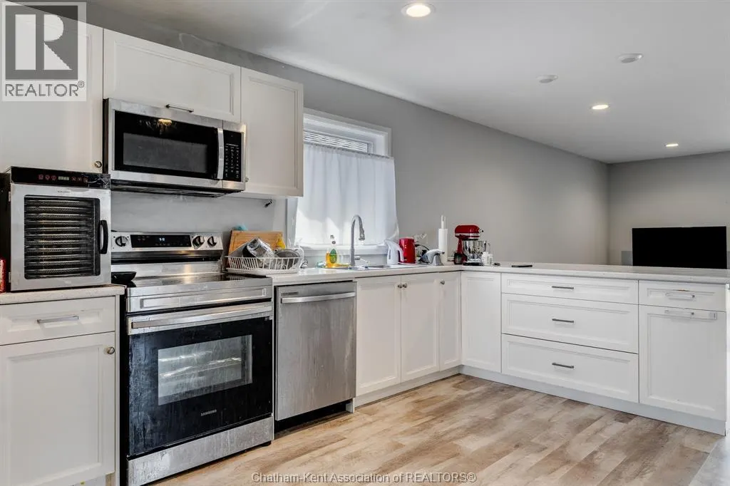215 Manning DRIVE