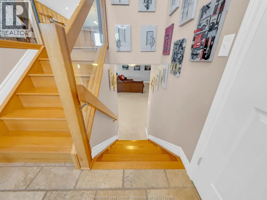 1541 Heatherglen DRIVE