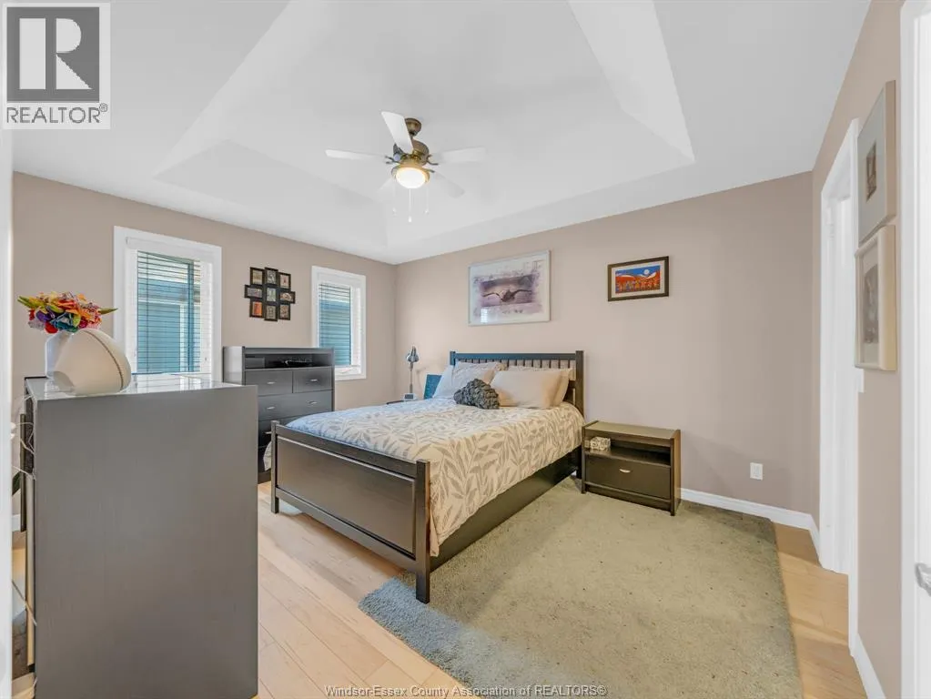 1541 Heatherglen DRIVE