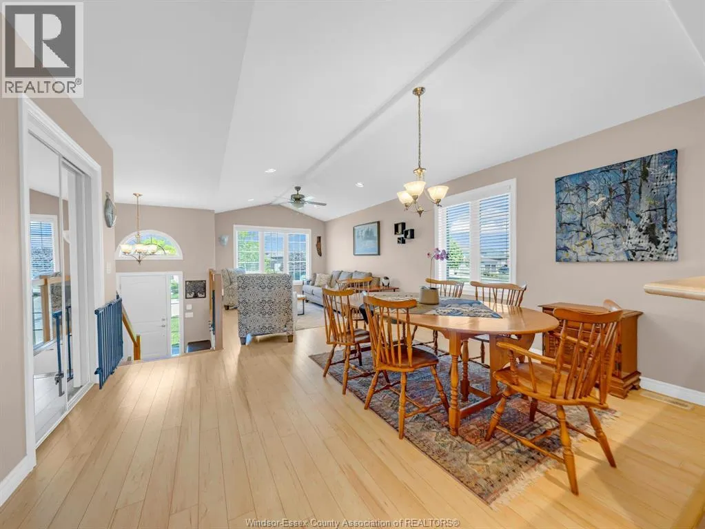 1541 Heatherglen DRIVE