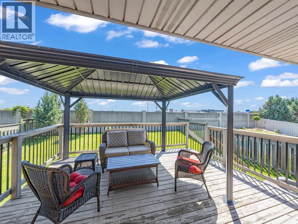 1541 Heatherglen DRIVE