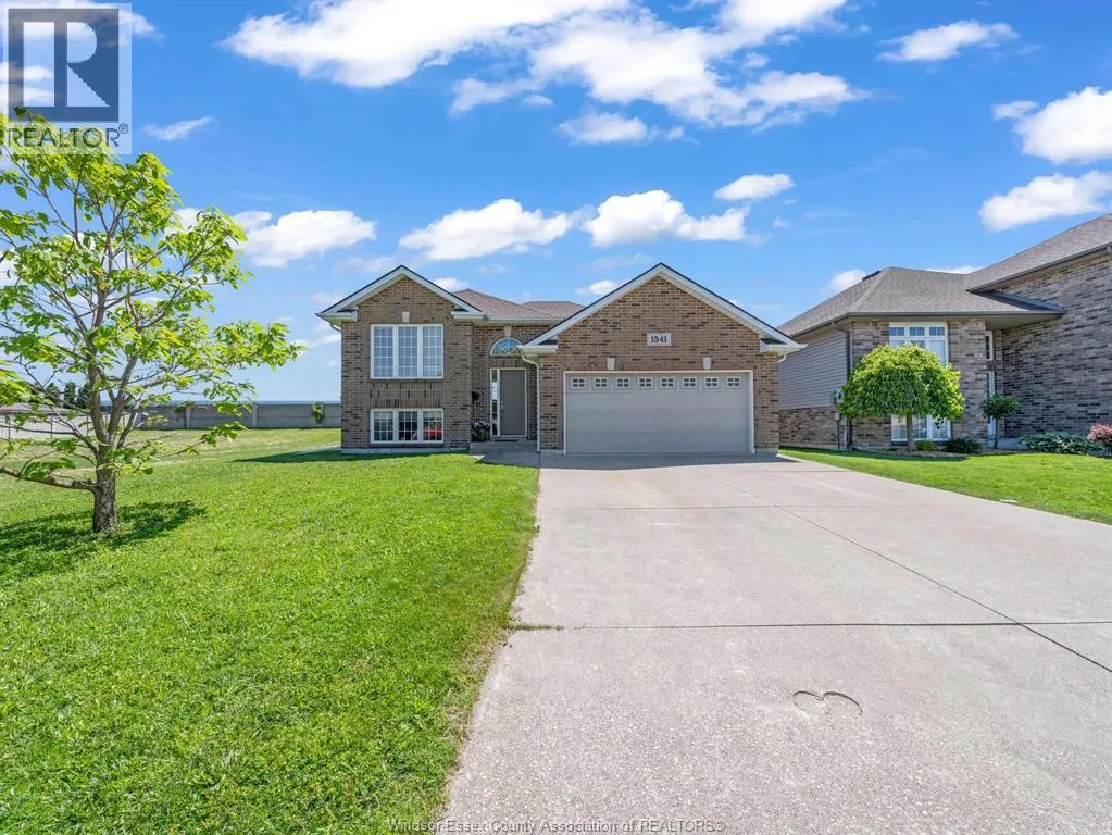 1541 Heatherglen DRIVE