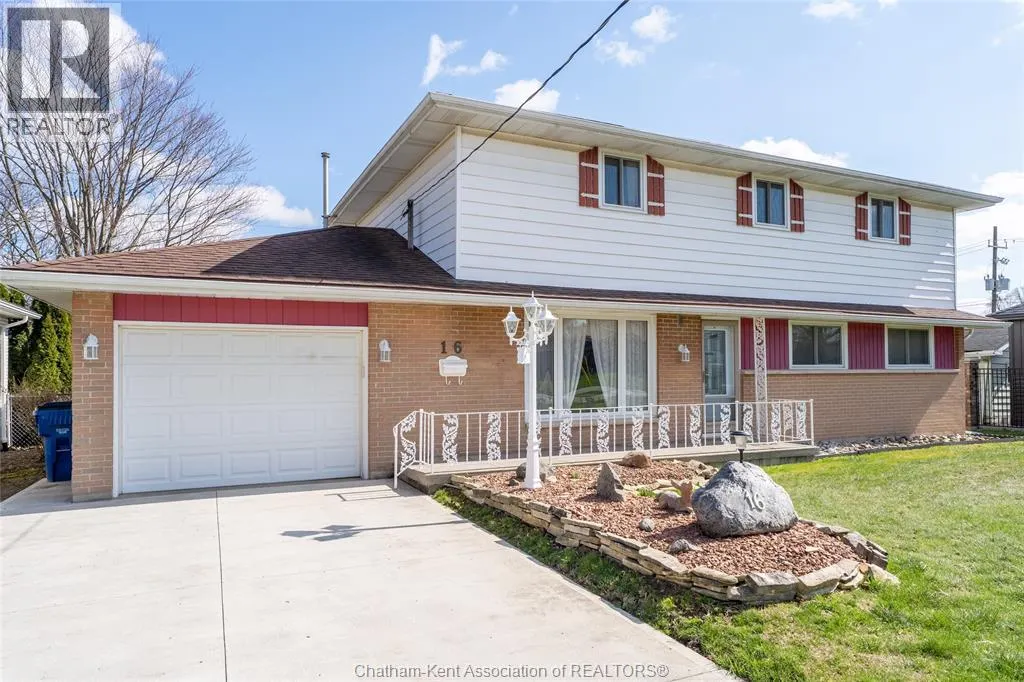 16 ARTHUR DRIVE