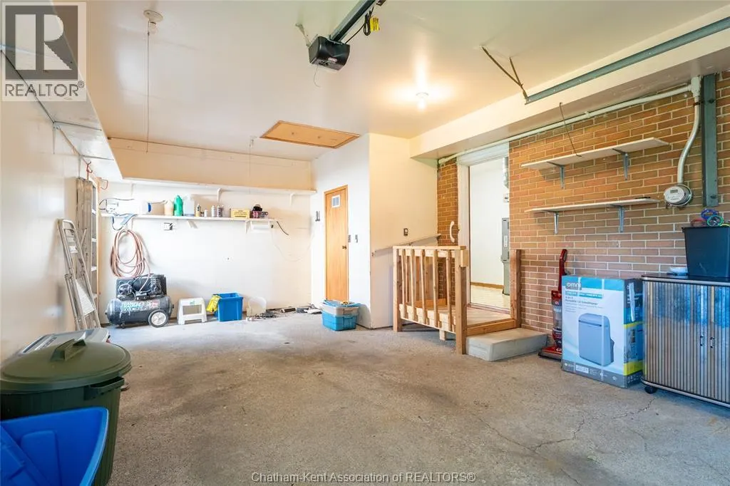 16 ARTHUR DRIVE