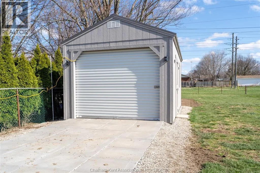 16 ARTHUR DRIVE