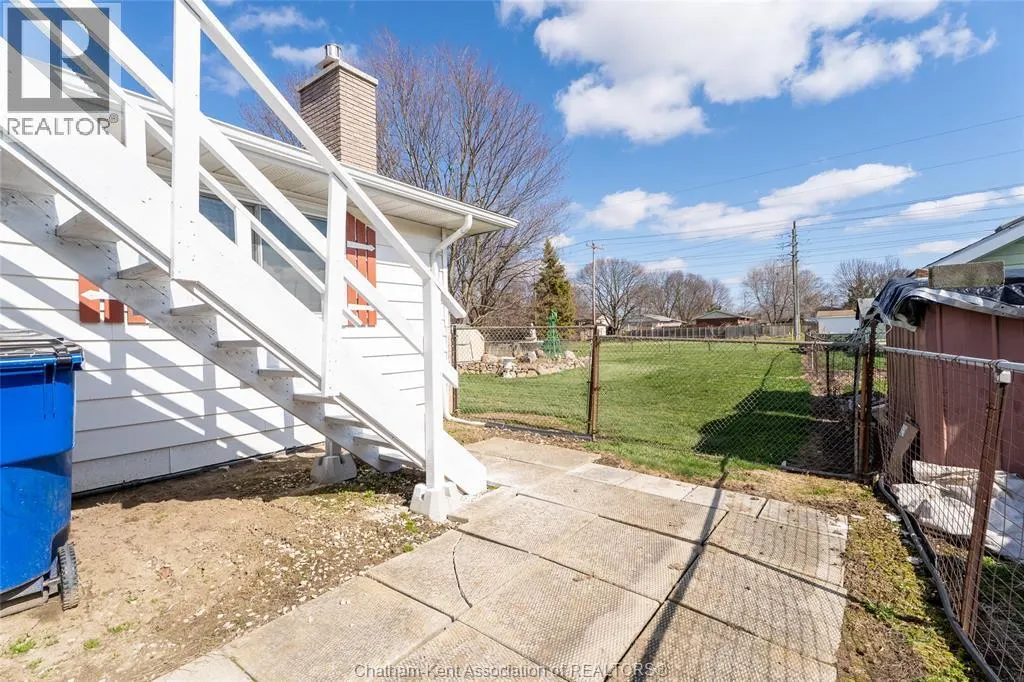 16 ARTHUR DRIVE