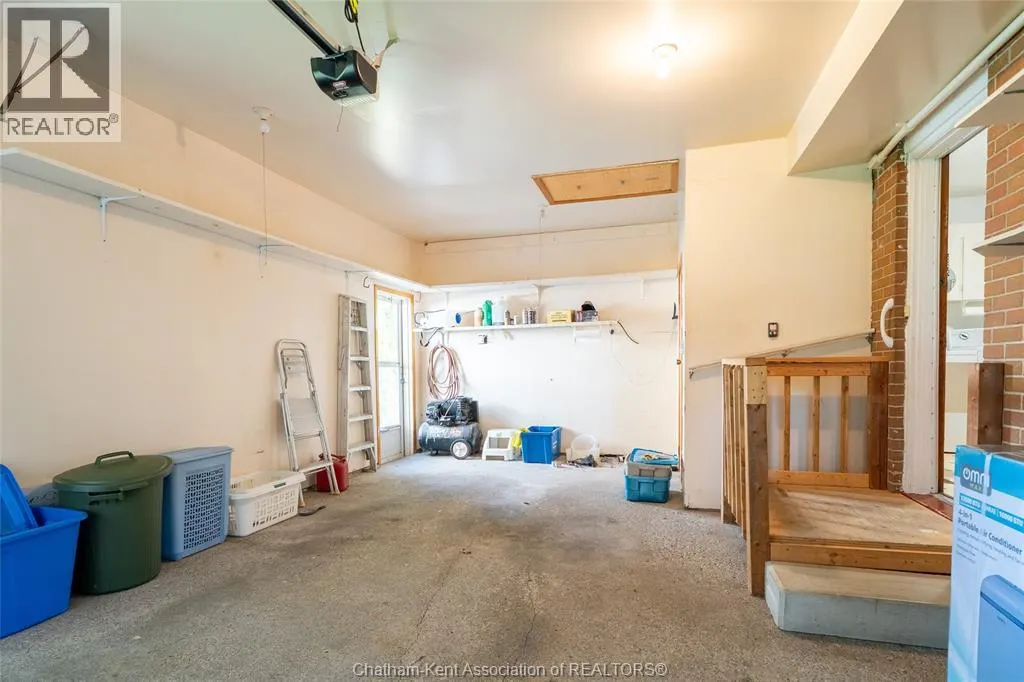 16 ARTHUR DRIVE
