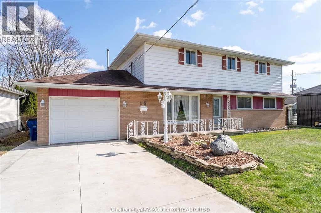 16 ARTHUR DRIVE