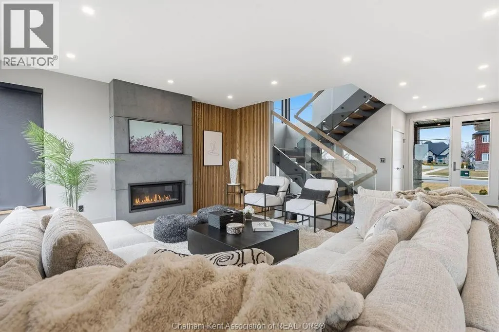 54 Dundee DRIVE West