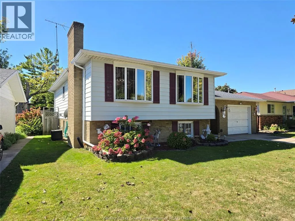 33 BENNIE AVENUE