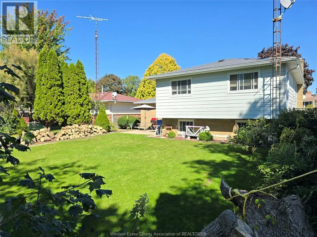 33 BENNIE AVENUE