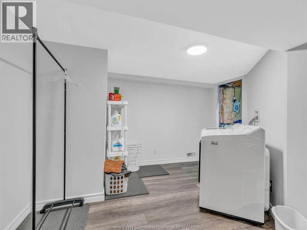 503 REGENT