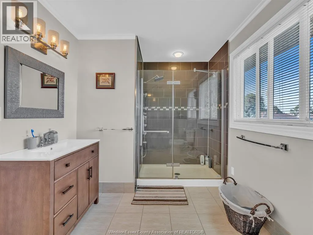 503 REGENT