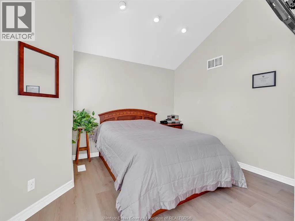 503 REGENT