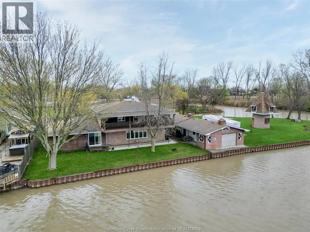 194 RIVERSIDE ROAD