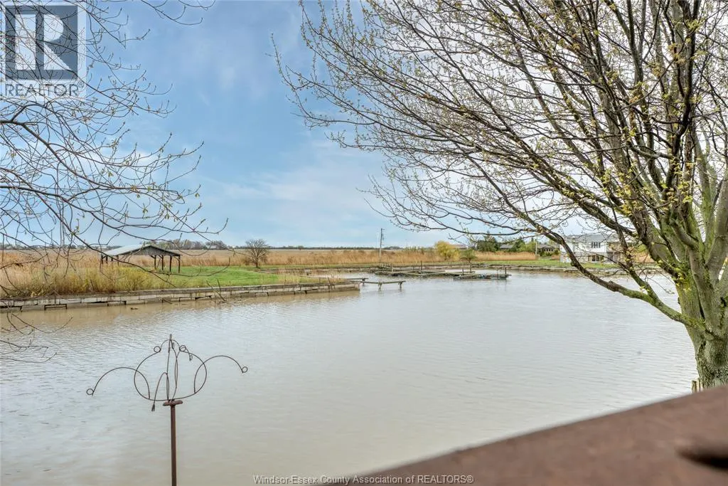 194 RIVERSIDE ROAD