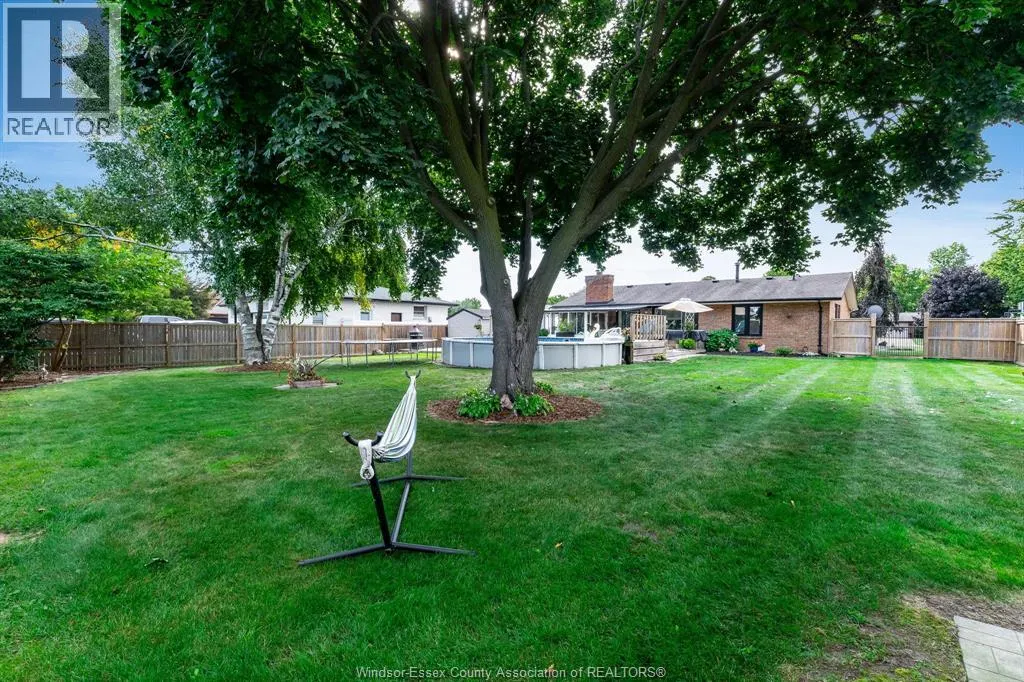 3 Fischer CRESCENT