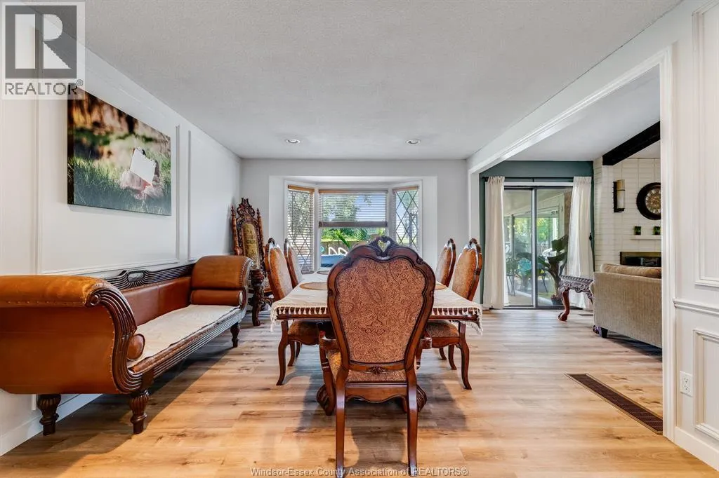 3 Fischer CRESCENT