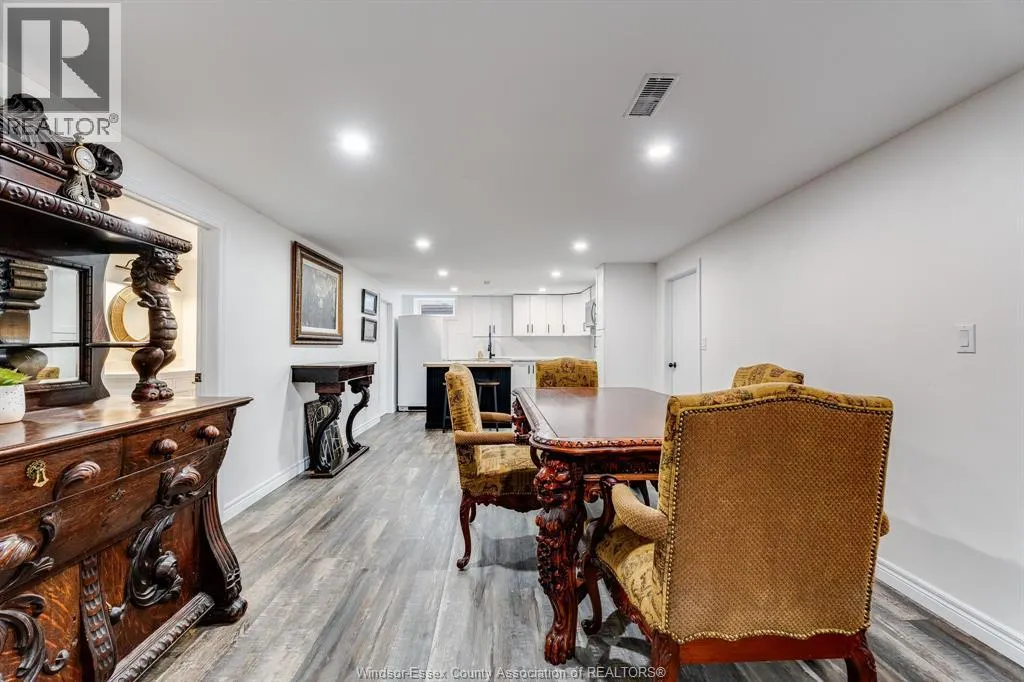 3 Fischer CRESCENT