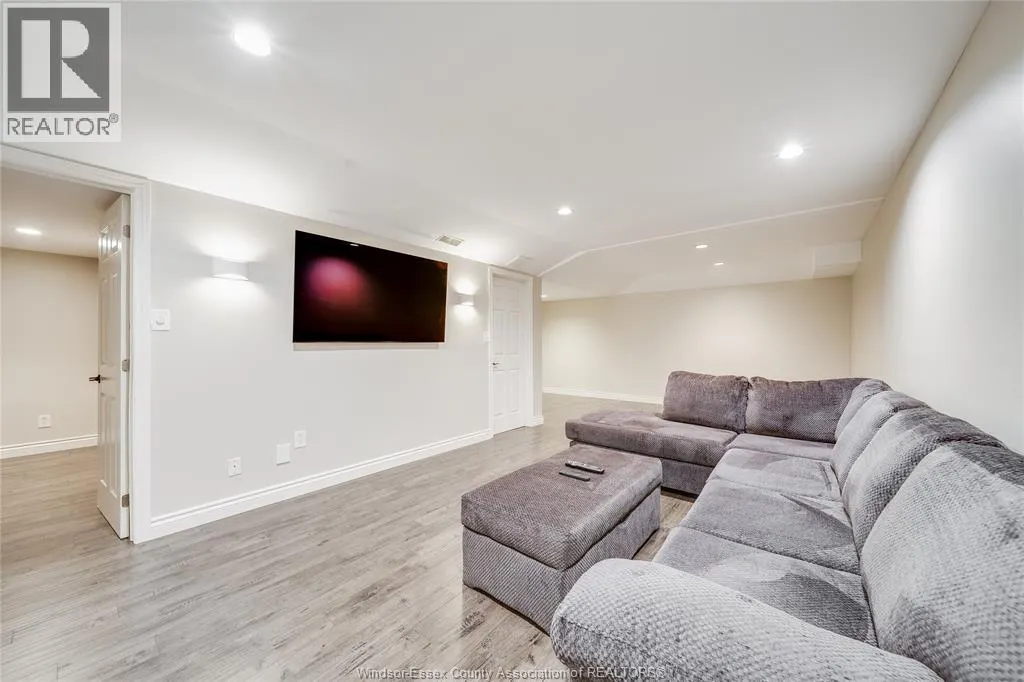 110 MARINE DRIVE Unit# 3