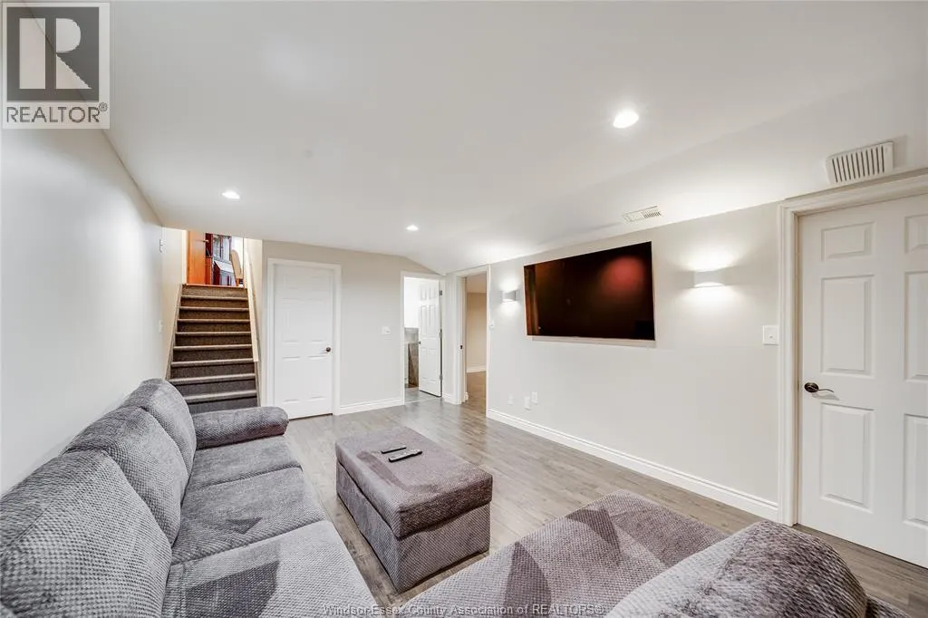 110 MARINE DRIVE Unit# 3