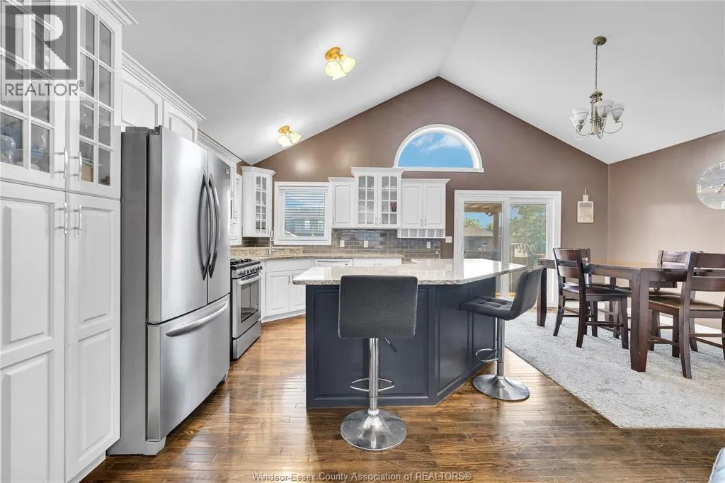 237 WOODVIEW DRIVE