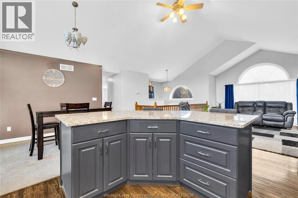 237 WOODVIEW DRIVE