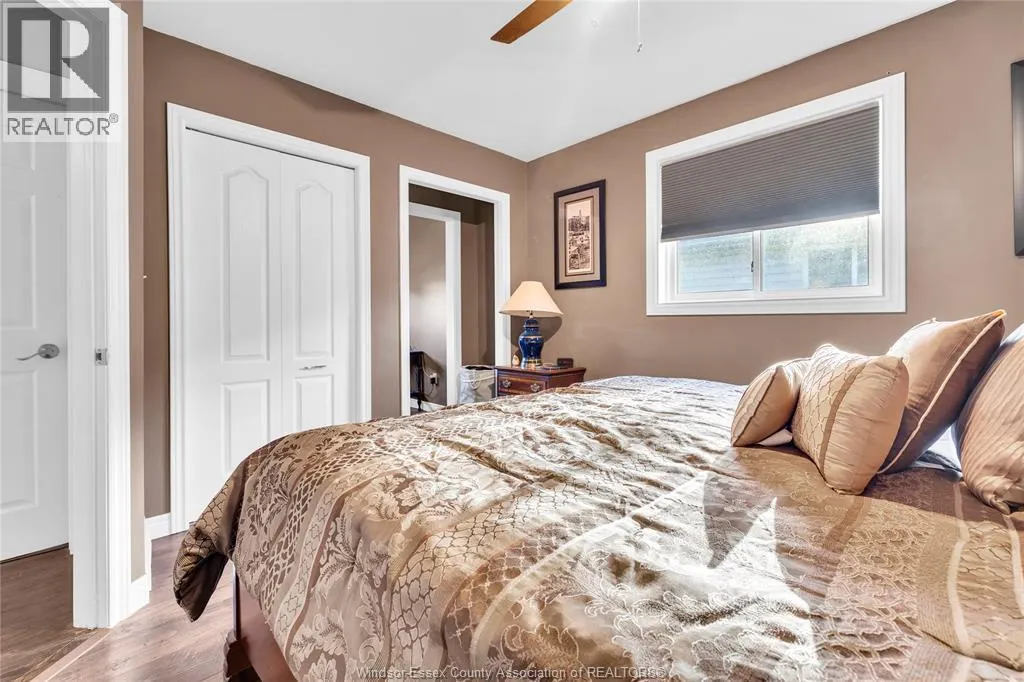 237 WOODVIEW DRIVE