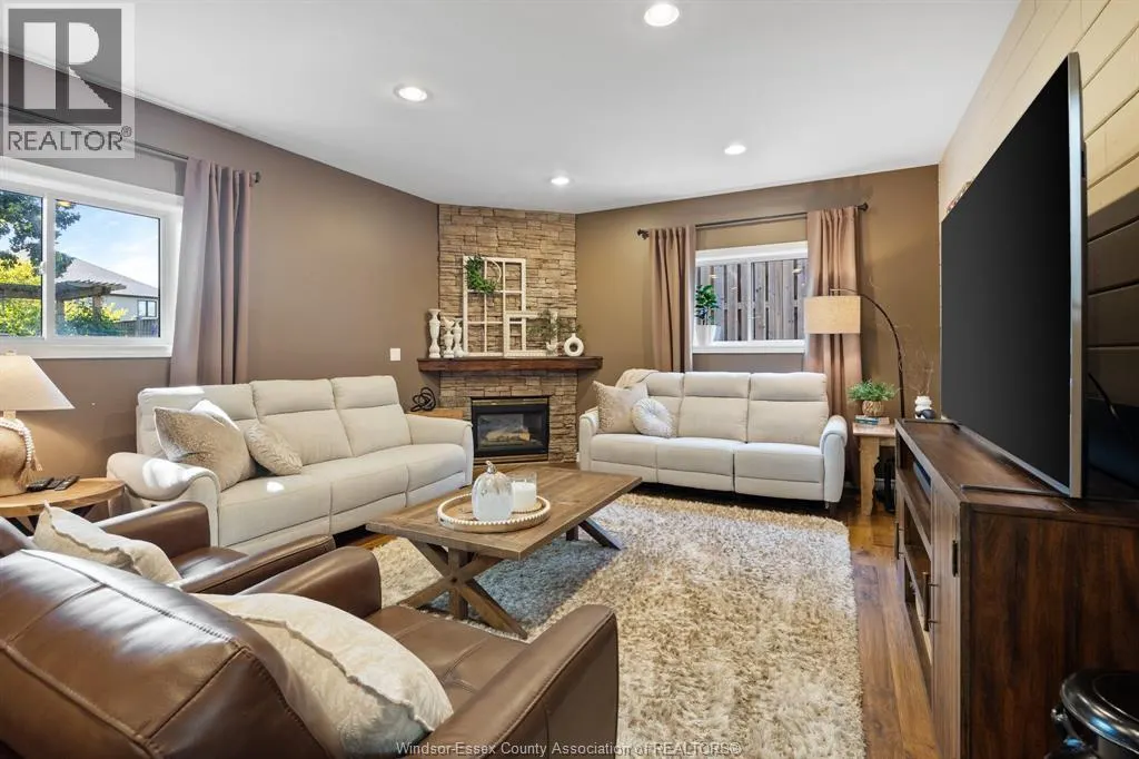 35 WHELAN DRIVE