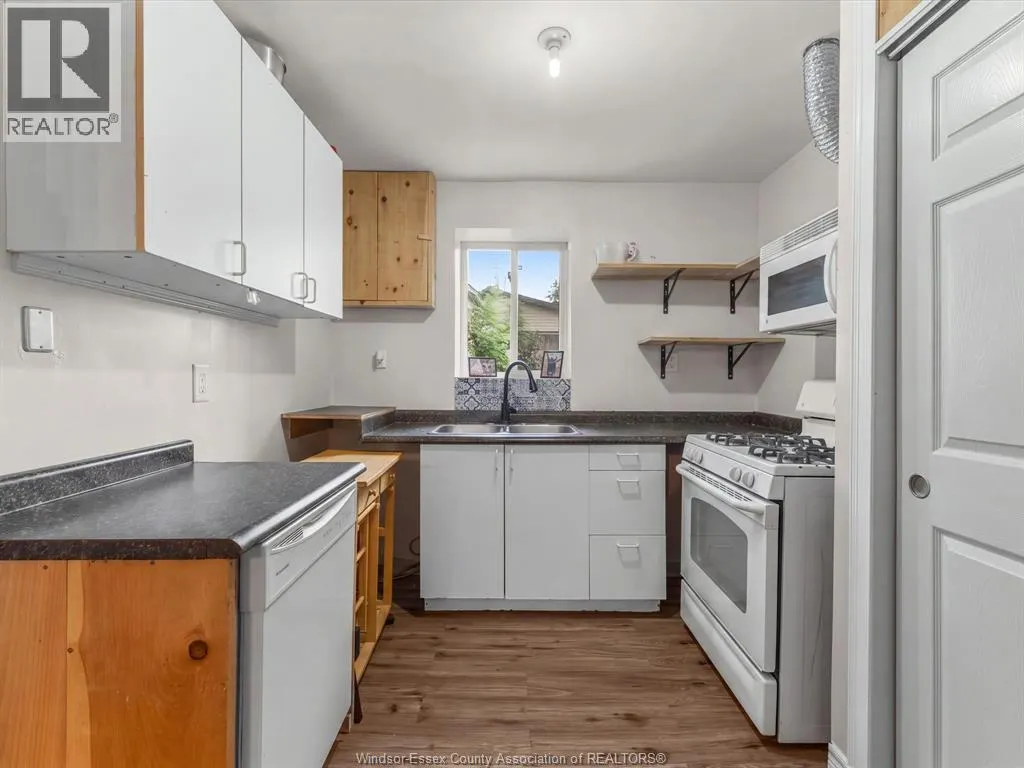 294 Erieview DRIVE