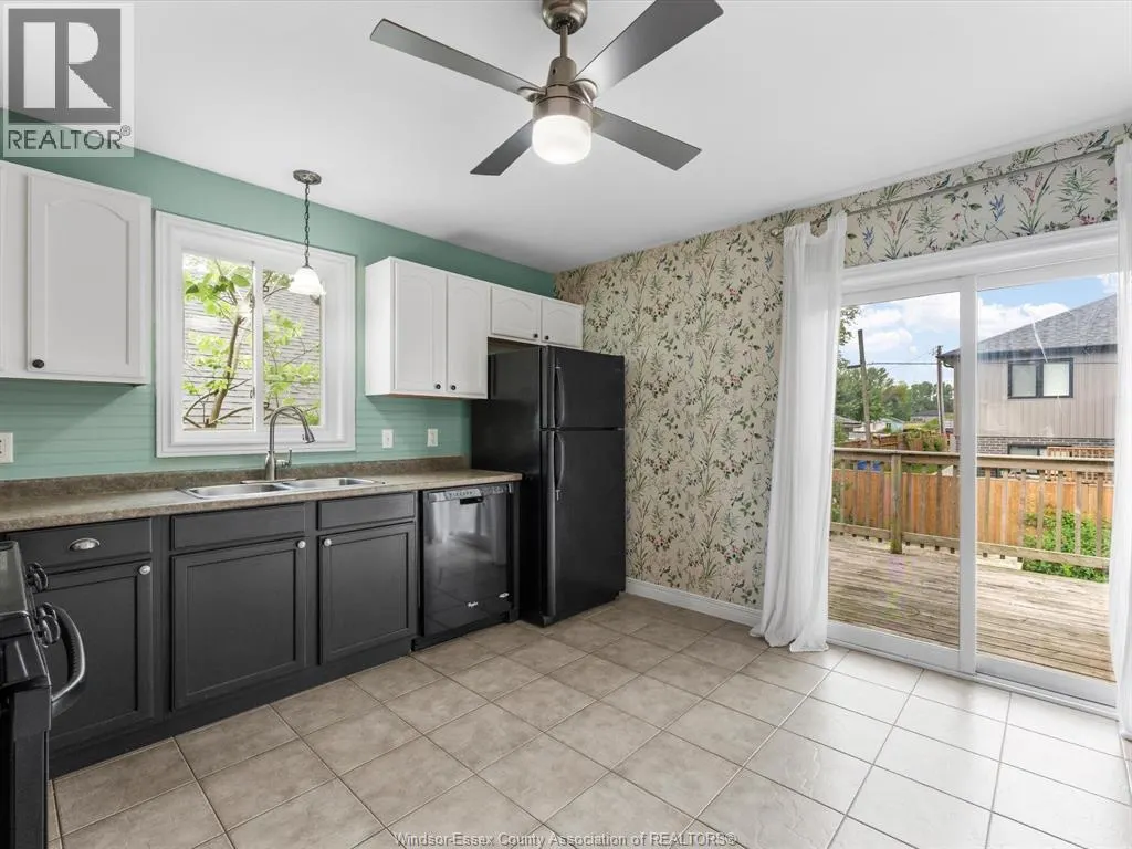 294 Erieview DRIVE