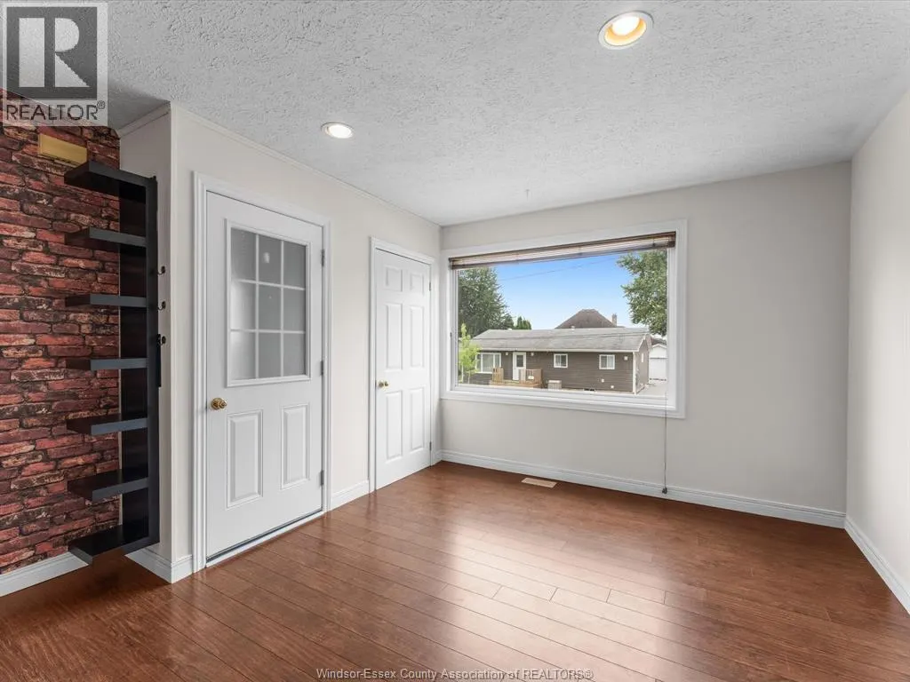 294 Erieview DRIVE