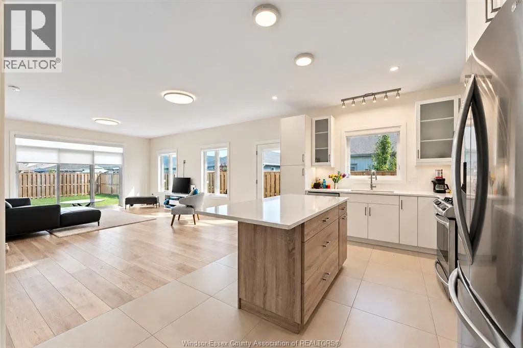 2 DELFT COURT