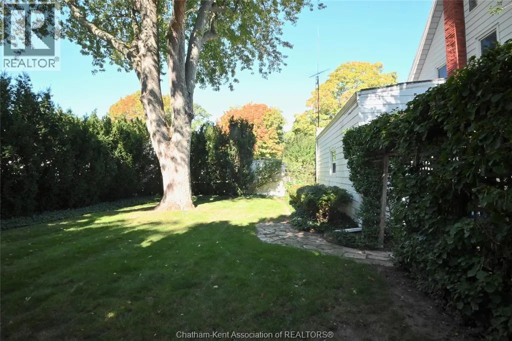 57 Erie STREET South