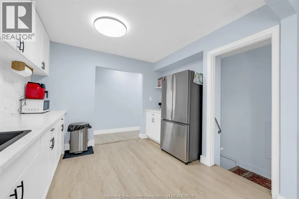 3660 ROXBOROUGH
